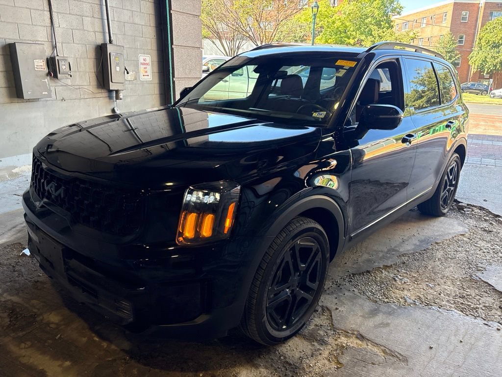 Certified 2025 Kia Telluride SX Prestige X-Line AWD/4WD image 7