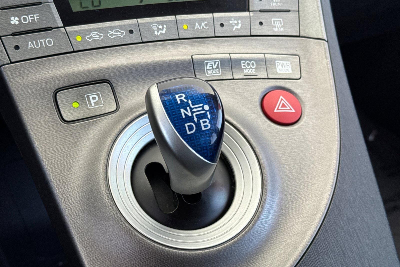 Used 2013 Toyota Prius Five FWD image 26