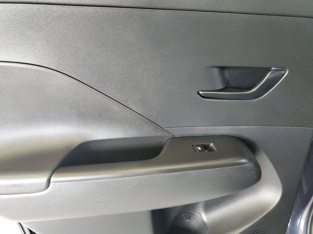 Used 2024 Hyundai Kona SEL AWD/4WD image 13