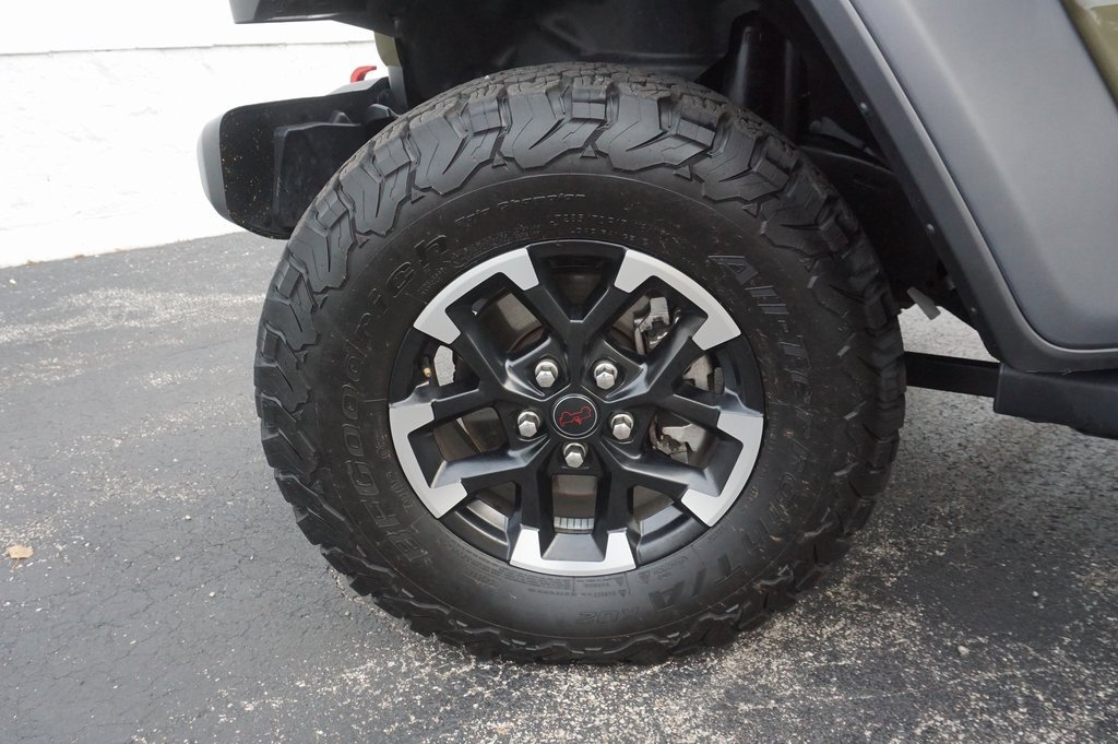 Used 2025 Jeep Wrangler Rubicon image 32