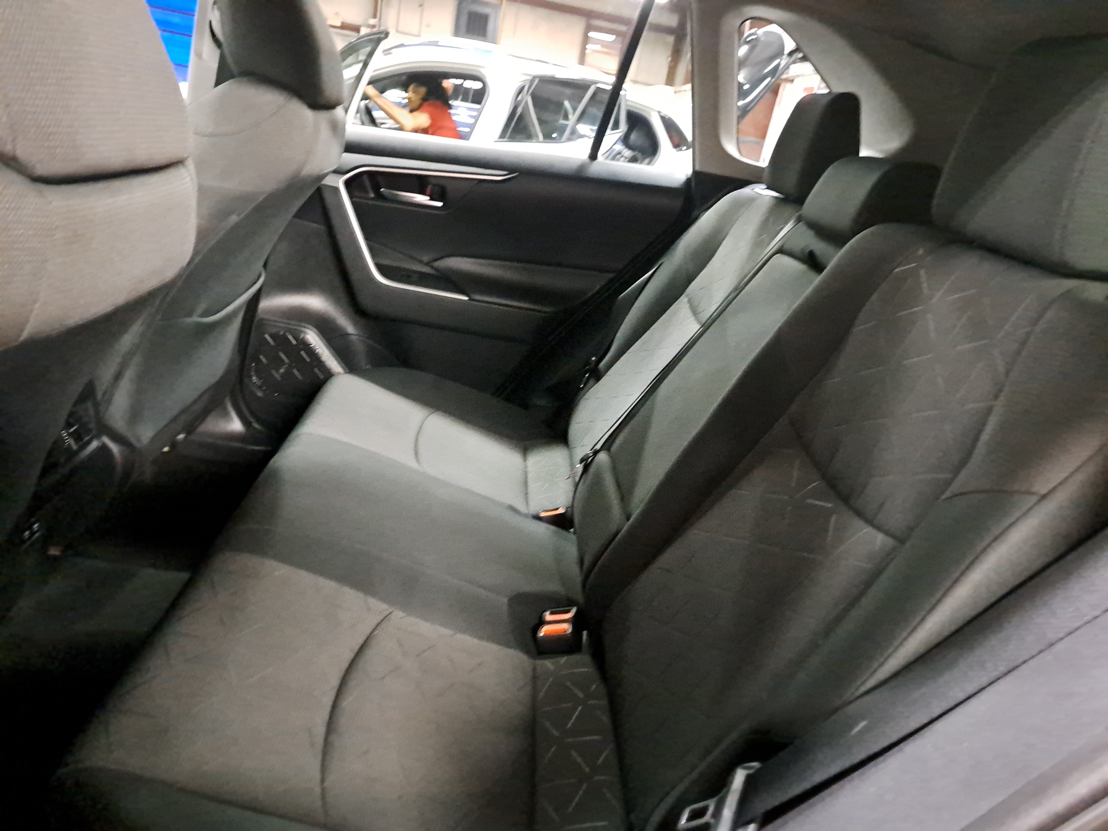 Used 2019 Toyota RAV4 XLE AWD/4WD image 14