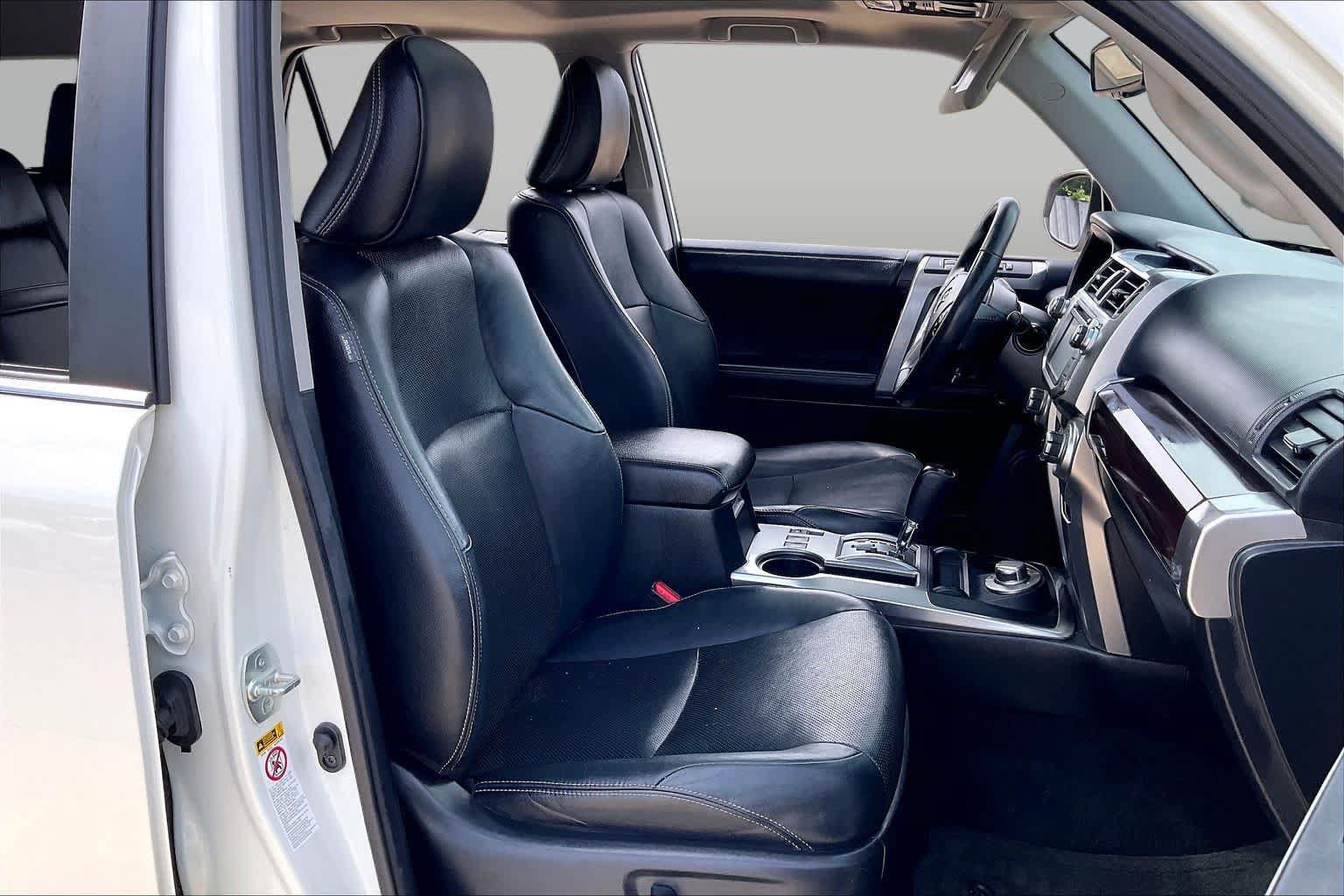 Used 2018 Toyota 4Runner Limited AWD/4WD image 5