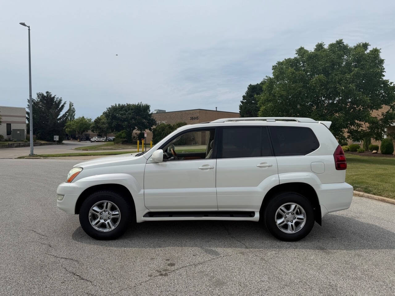 Used 2006 Lexus GX 470 AWD/4WD image 2