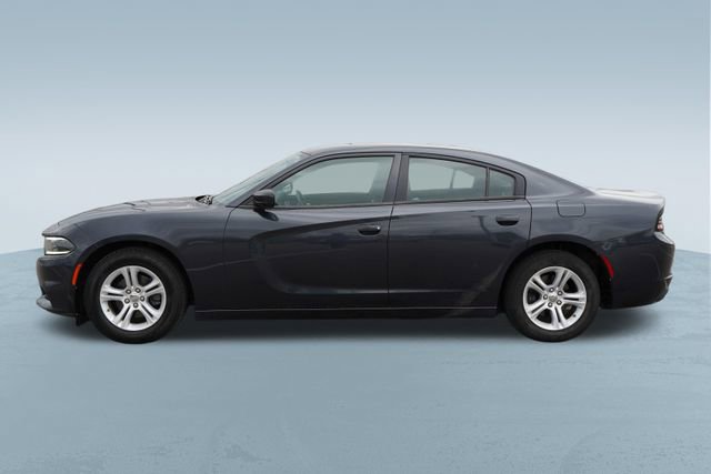 Used 2018 Dodge Charger SXT image 4