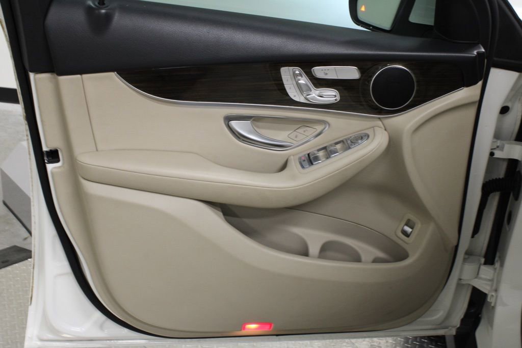 Certified 2019 Mercedes-Benz GLC 300 GLC 300 image 14