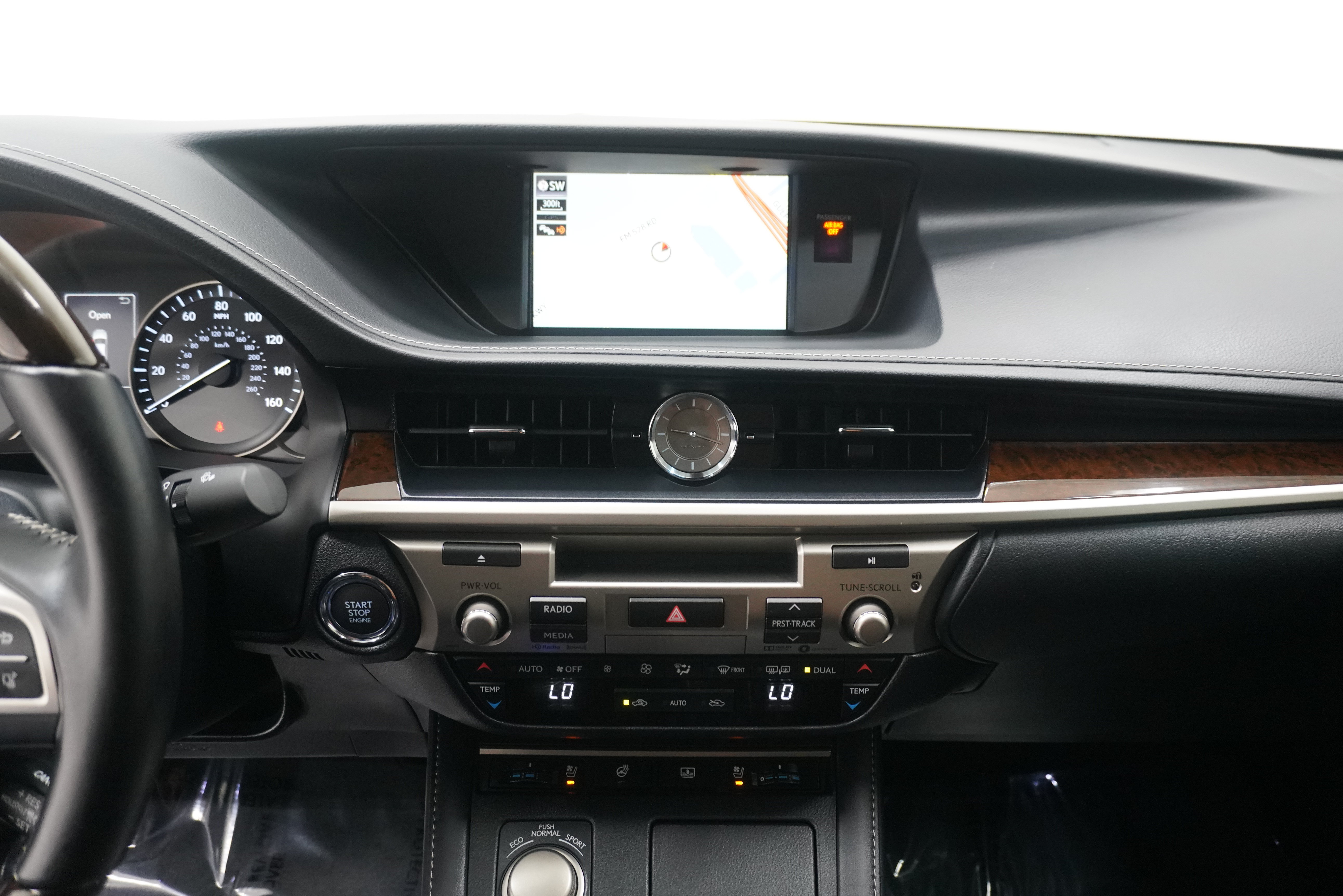 Used 2017 Lexus ES 350 w/ Luxury Package FWD image 22