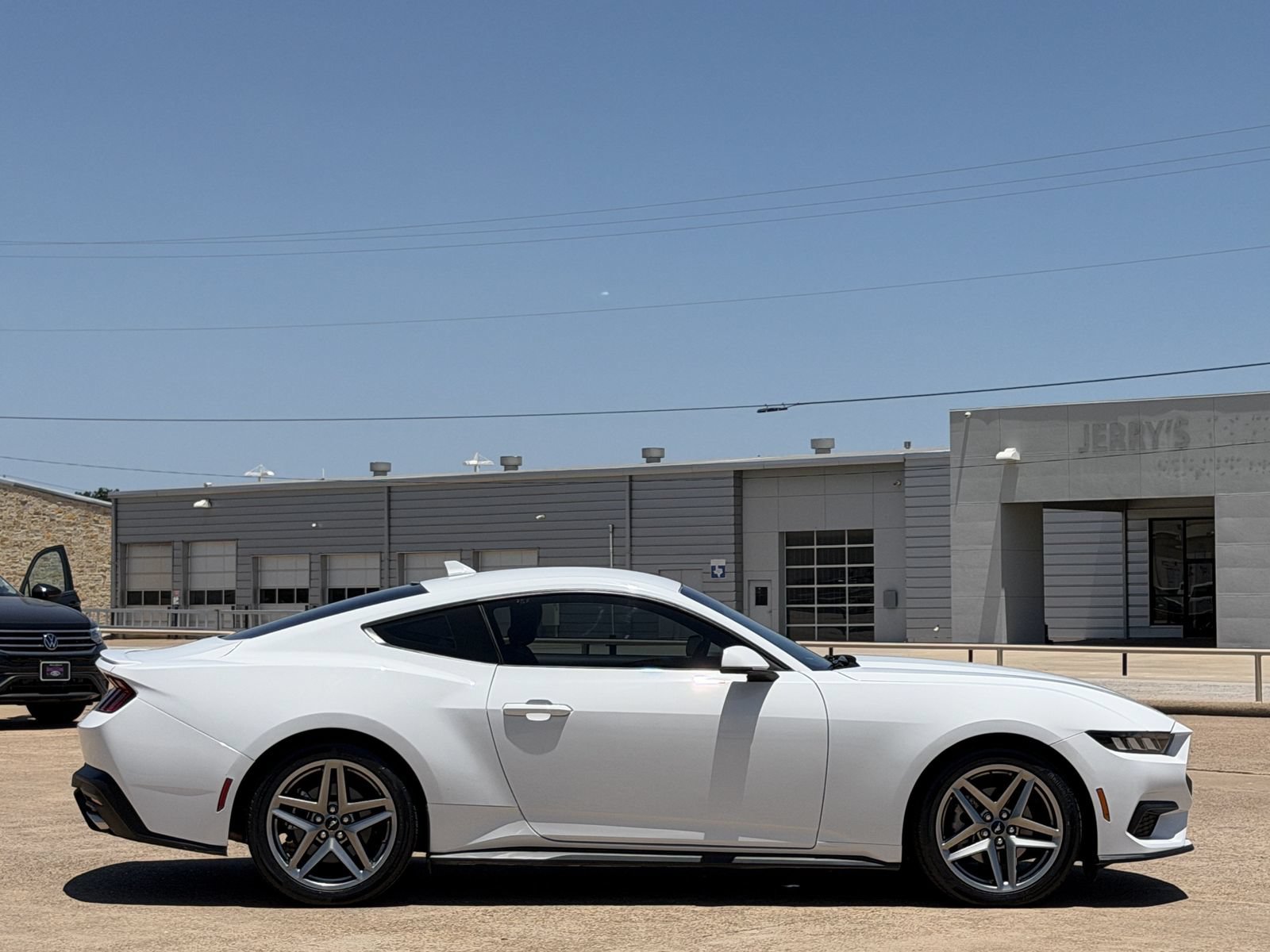 Used 2025 Ford Mustang Premium RWD image 3