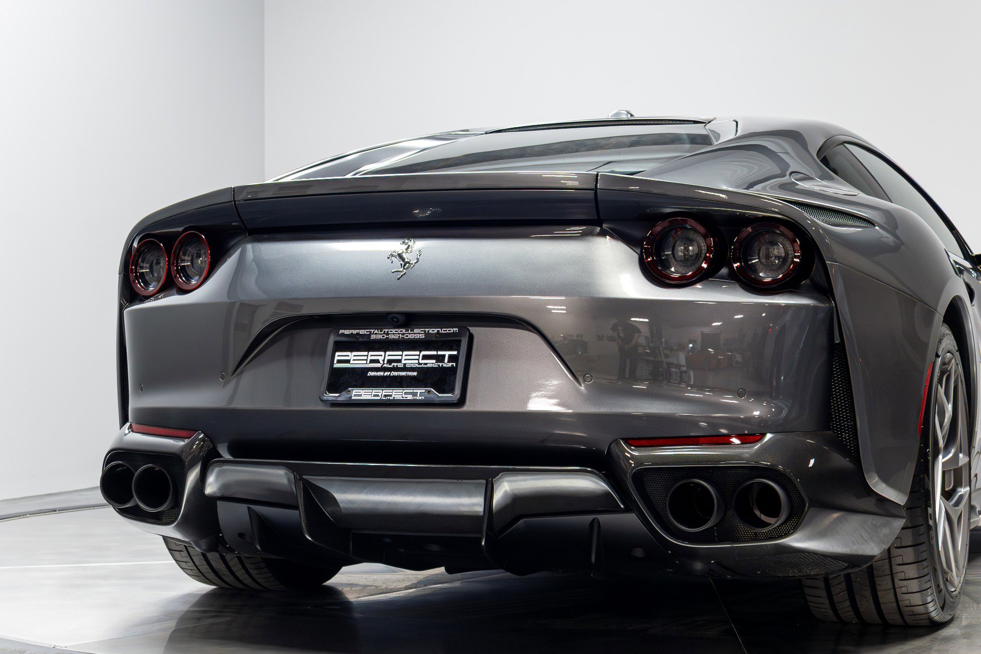 Used 2020 Ferrari 812 Superfast RWD image 72