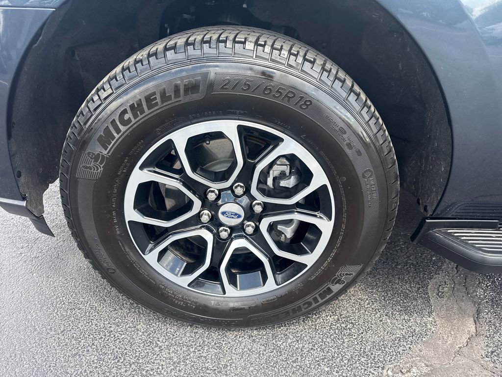 Used 2023 Ford Expedition XLT AWD/4WD image 21