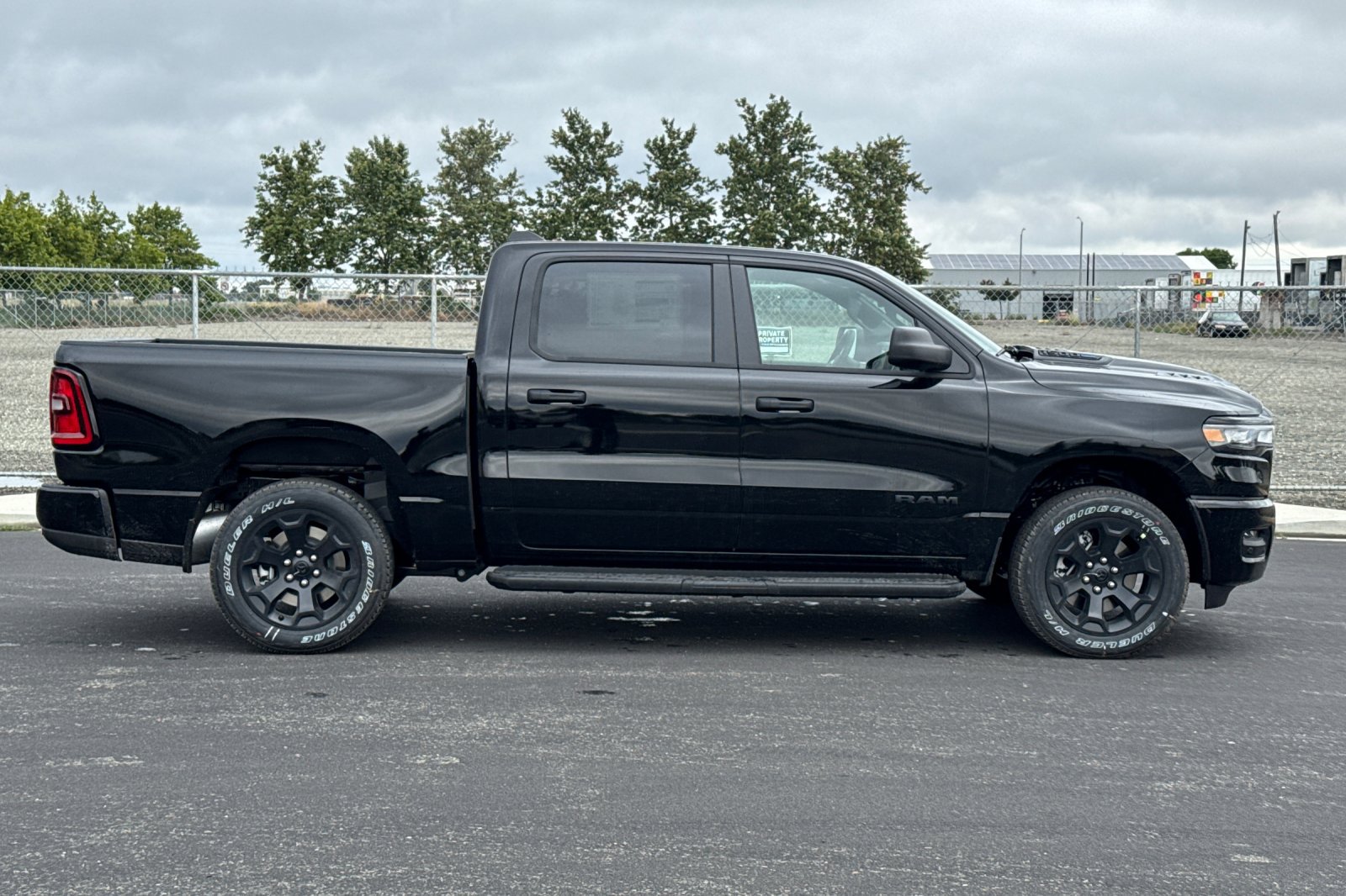 New 2026 RAM 1500 Express AWD/4WD image 2