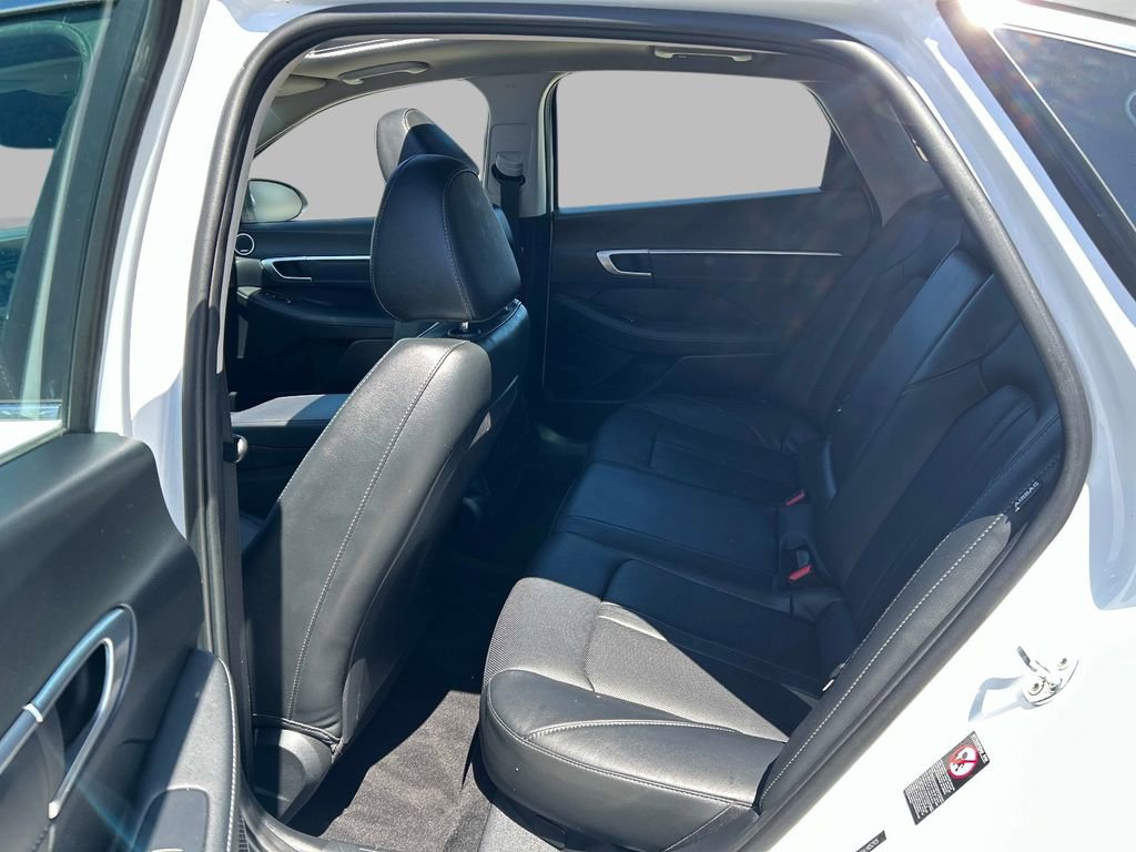 Used 2020 Hyundai Sonata Limited w/ Winter Weather Package FWD image 13