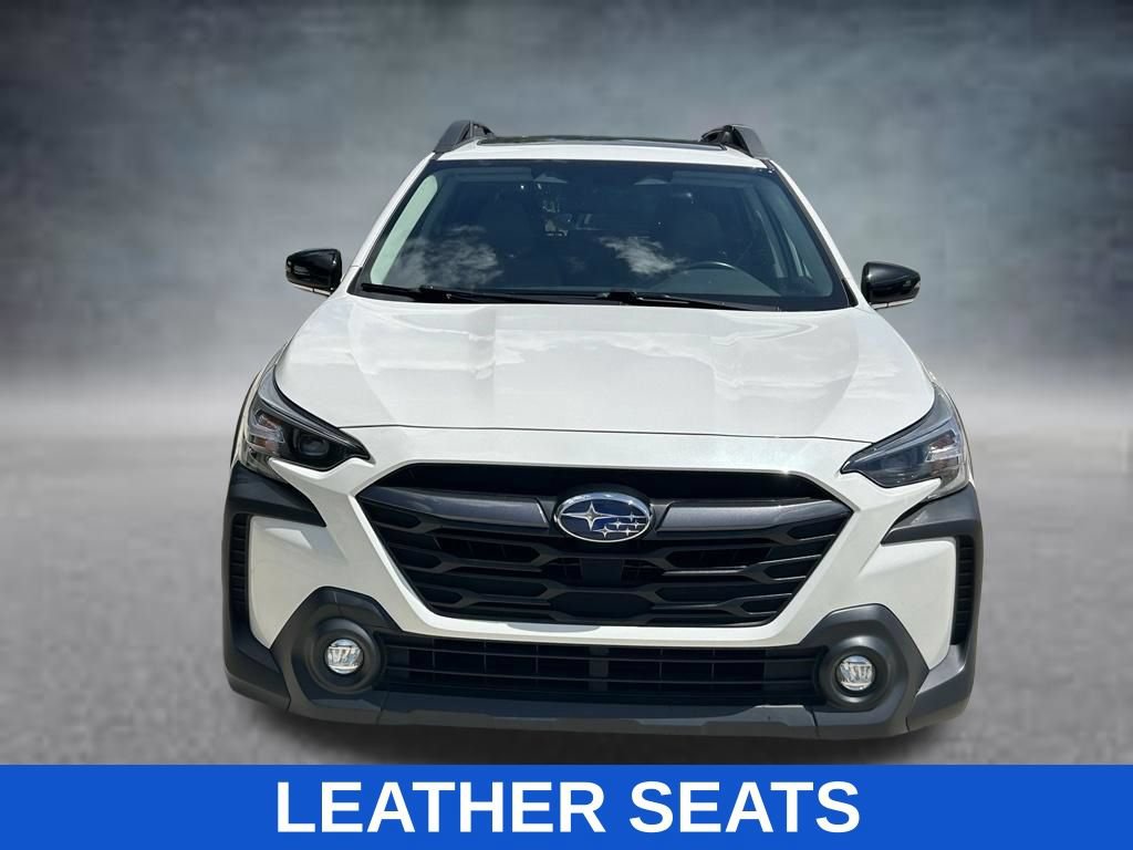 Used 2025 Subaru Outback Premium AWD/4WD image 9