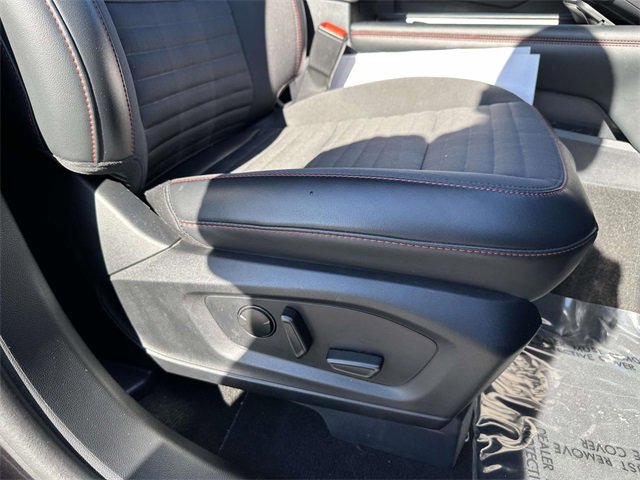 Used 2025 Ford Explorer ST-Line image 11