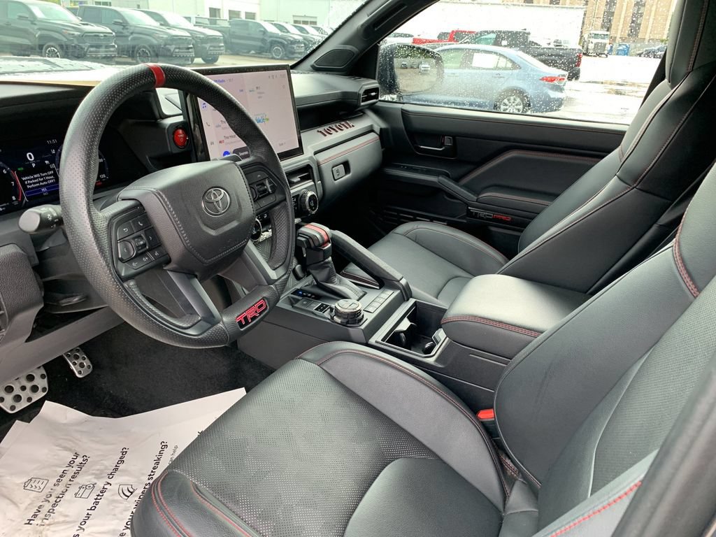 Used 2025 Toyota Tacoma TRD Pro AWD/4WD image 11