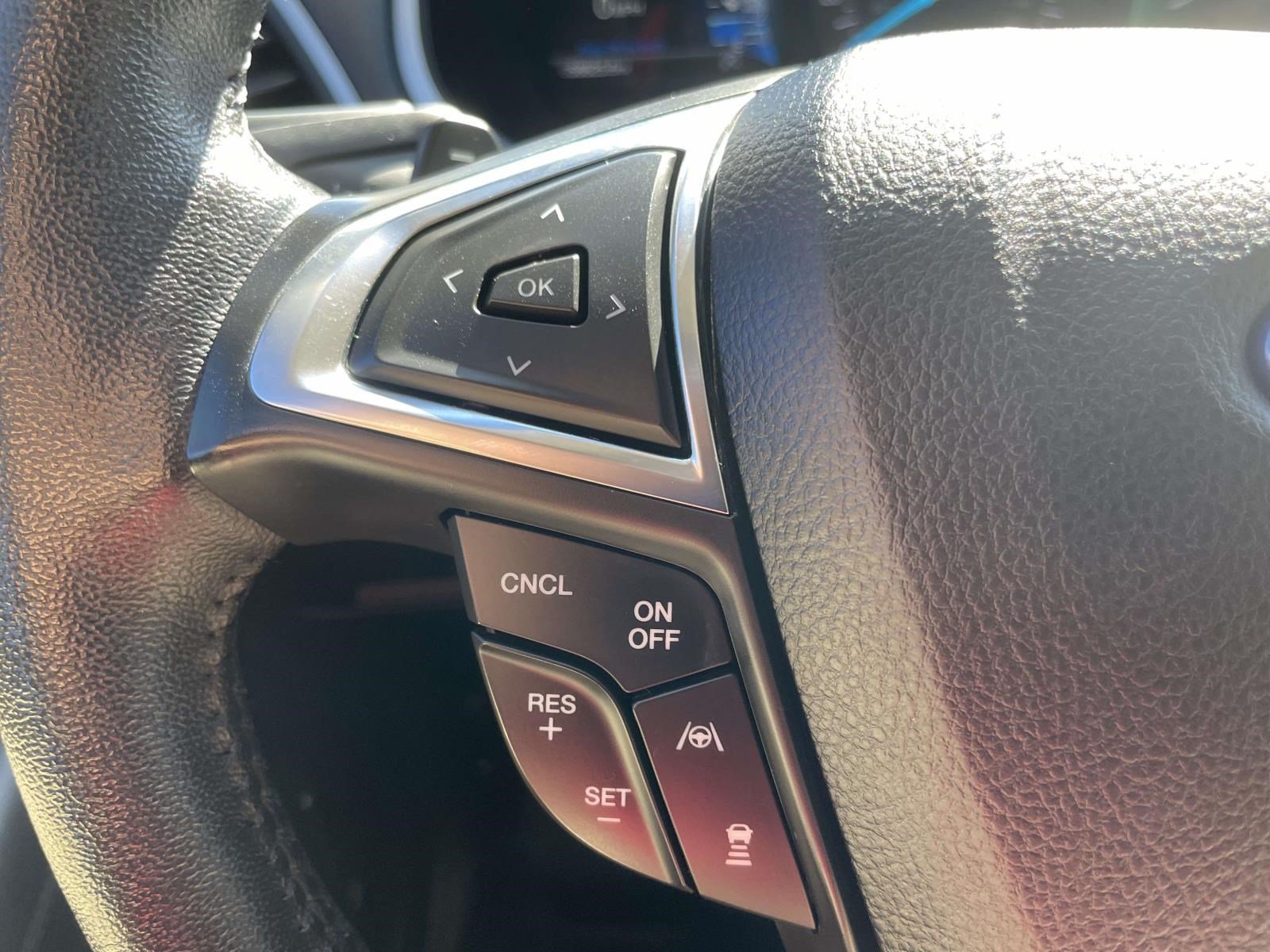 Used 2020 Ford Edge SEL w/ Convenience Package AWD/4WD image 21