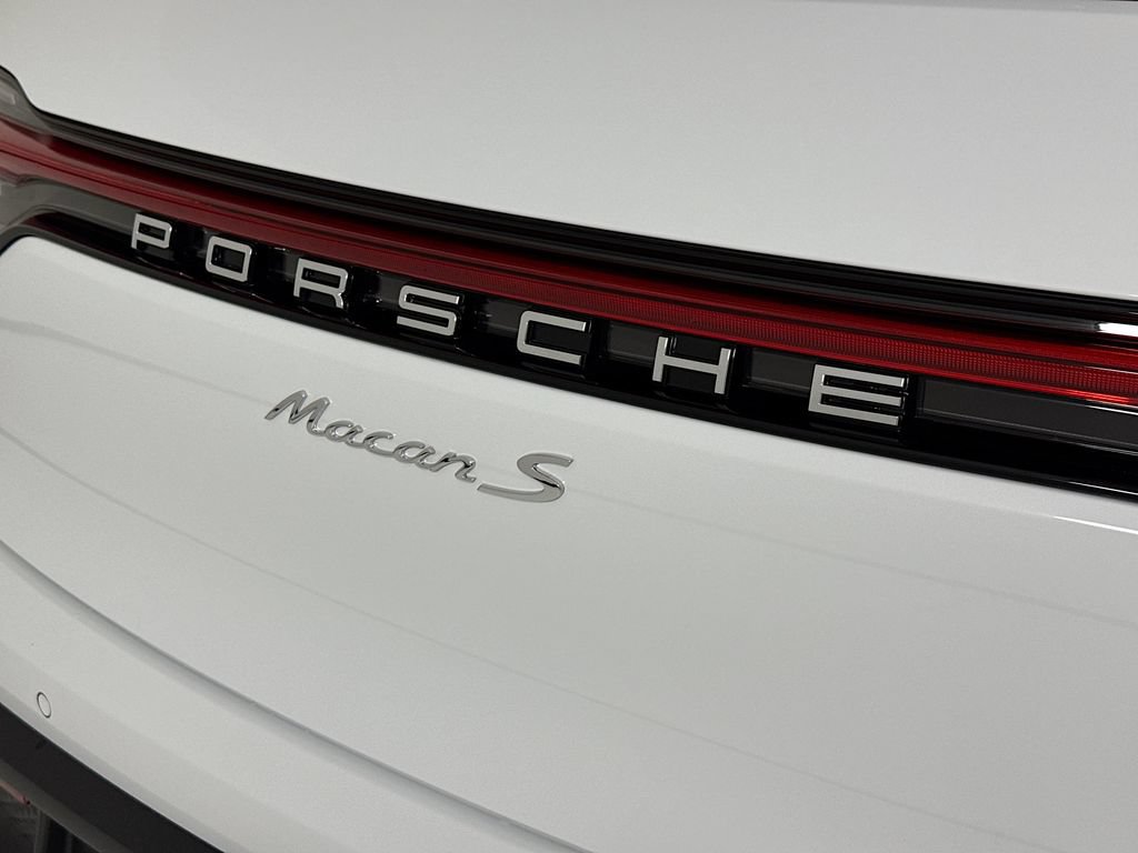 New 2026 Porsche Macan S AWD/4WD image 37