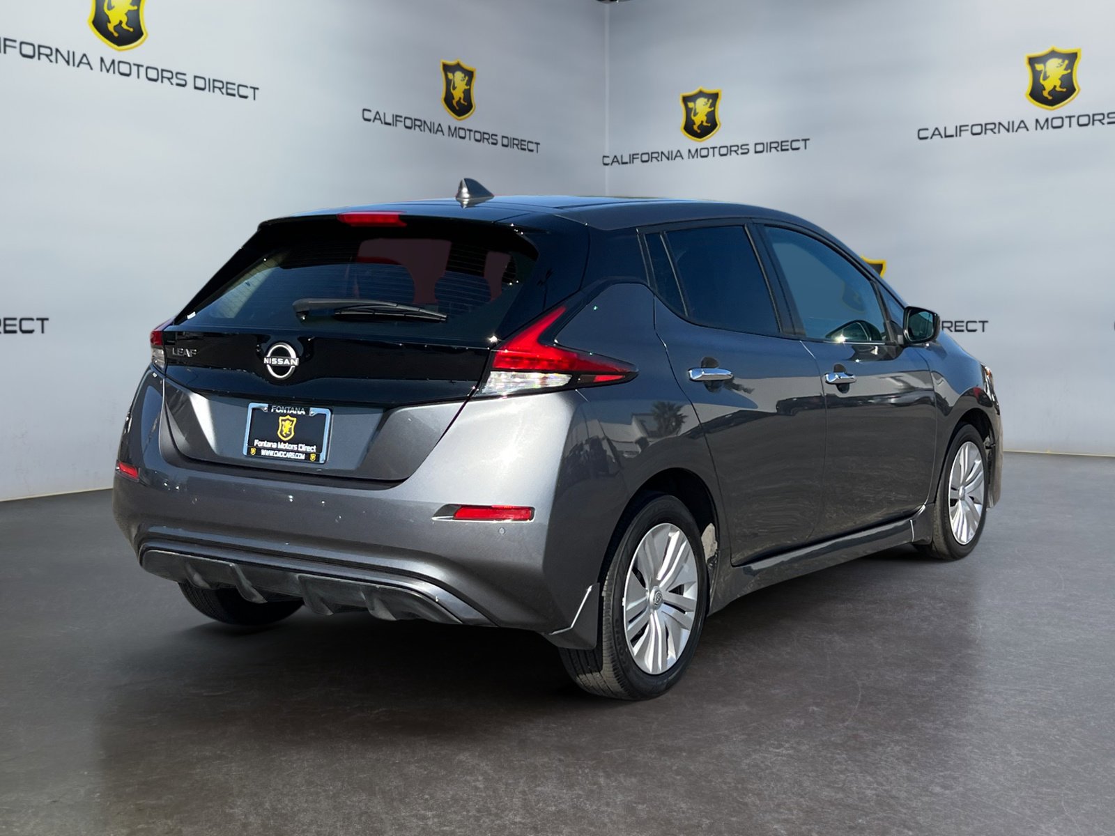 Used 2024 Nissan Leaf S image 5