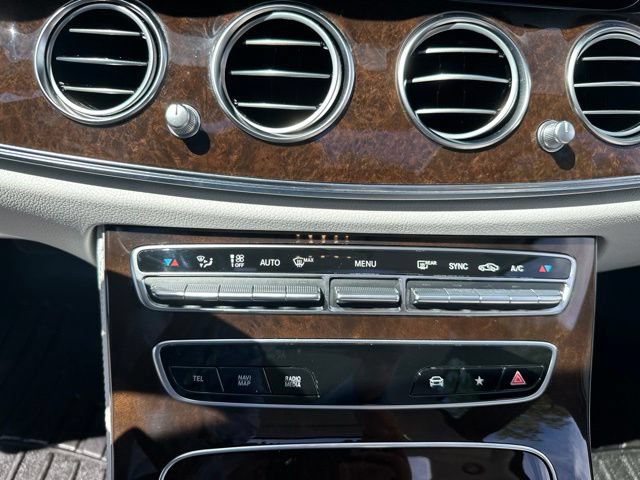 Used 2021 Mercedes-Benz E 350 4MATIC Sedan image 16