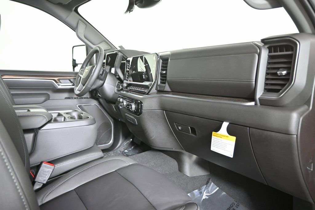 New 2026 Chevrolet Silverado 3500 LT w/ All Star Edition image 15