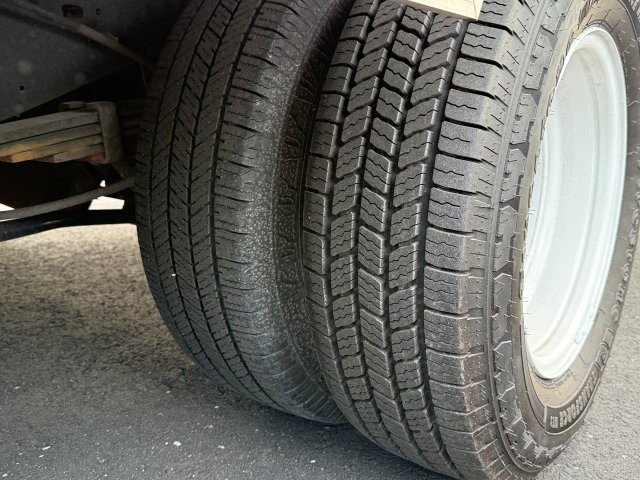 Used 2022 Ford E-350 and Econoline 350 Super Duty RWD image 13