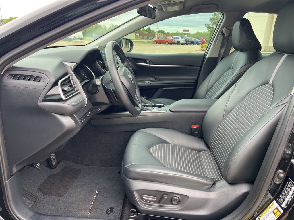 Used 2024 Toyota Camry SE FWD image 10