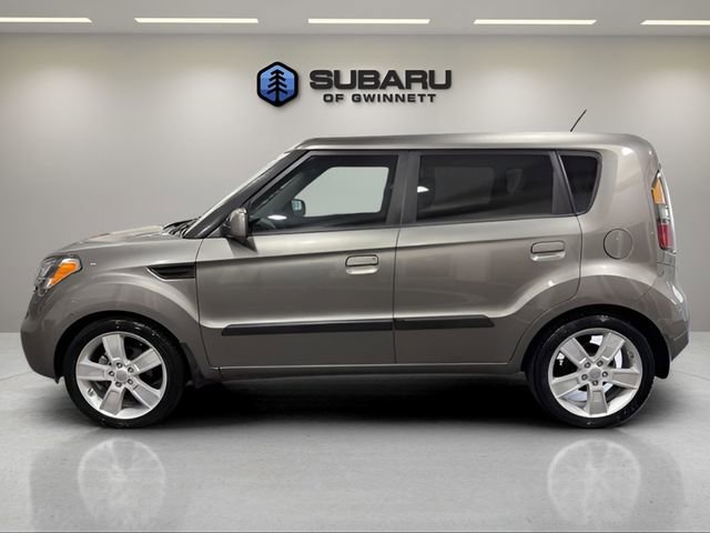Used 2010 Kia Soul ! FWD image 2
