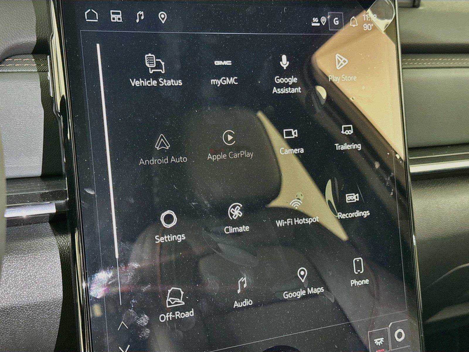 New 2027 GMC Terrain AT4 w/ Technology Package II AWD/4WD image 7