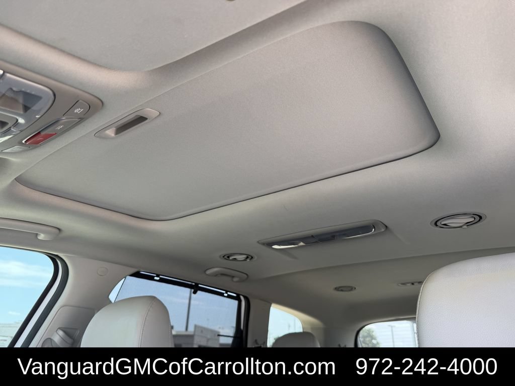 Used 2023 Kia Telluride EX w/ EX Captain's Chair Package FWD image 30