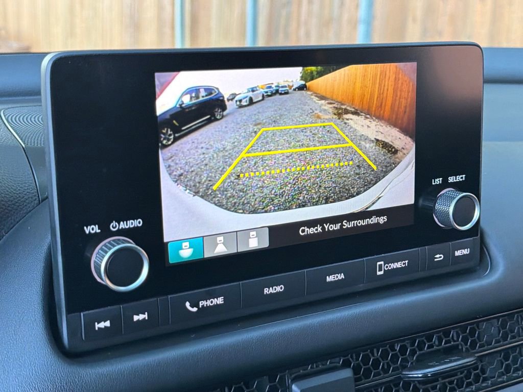 Used 2025 Honda HR-V LX image 8