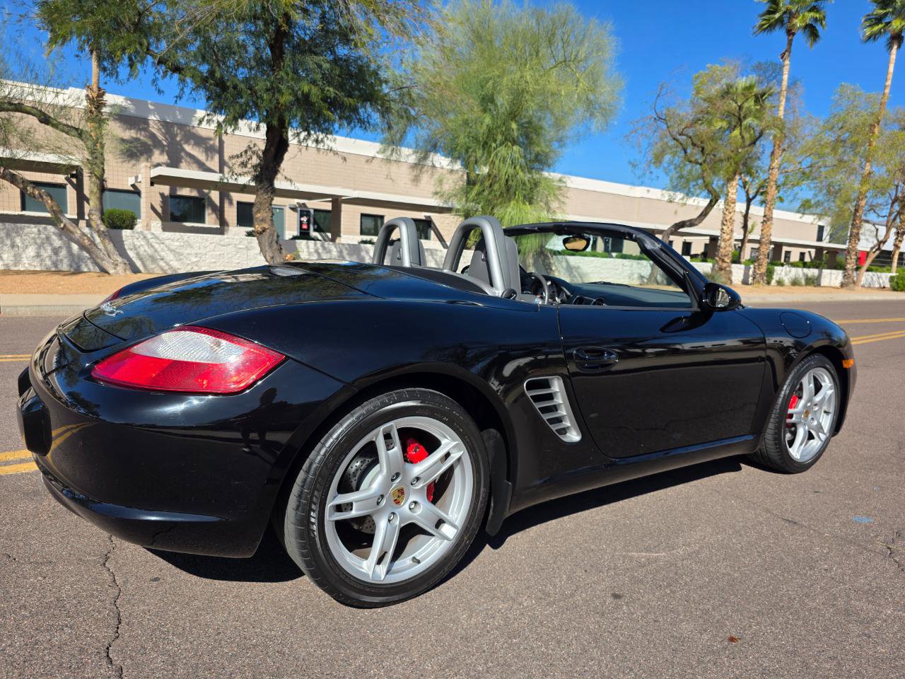 Used 2005 Porsche Boxster S image 29