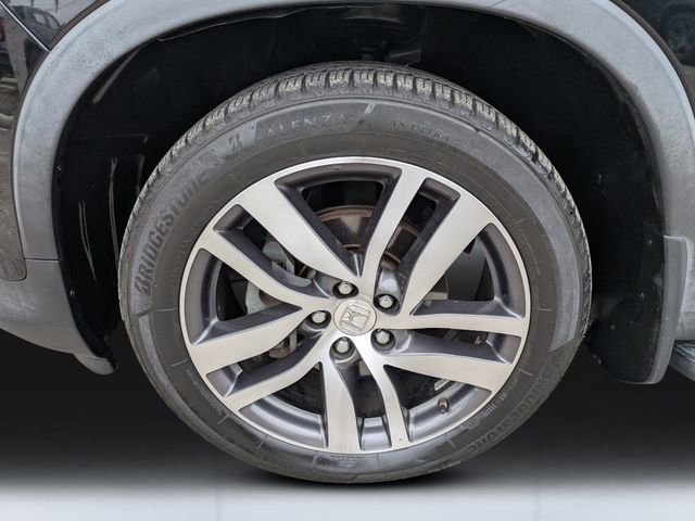 Used 2018 Honda Pilot Touring image 10