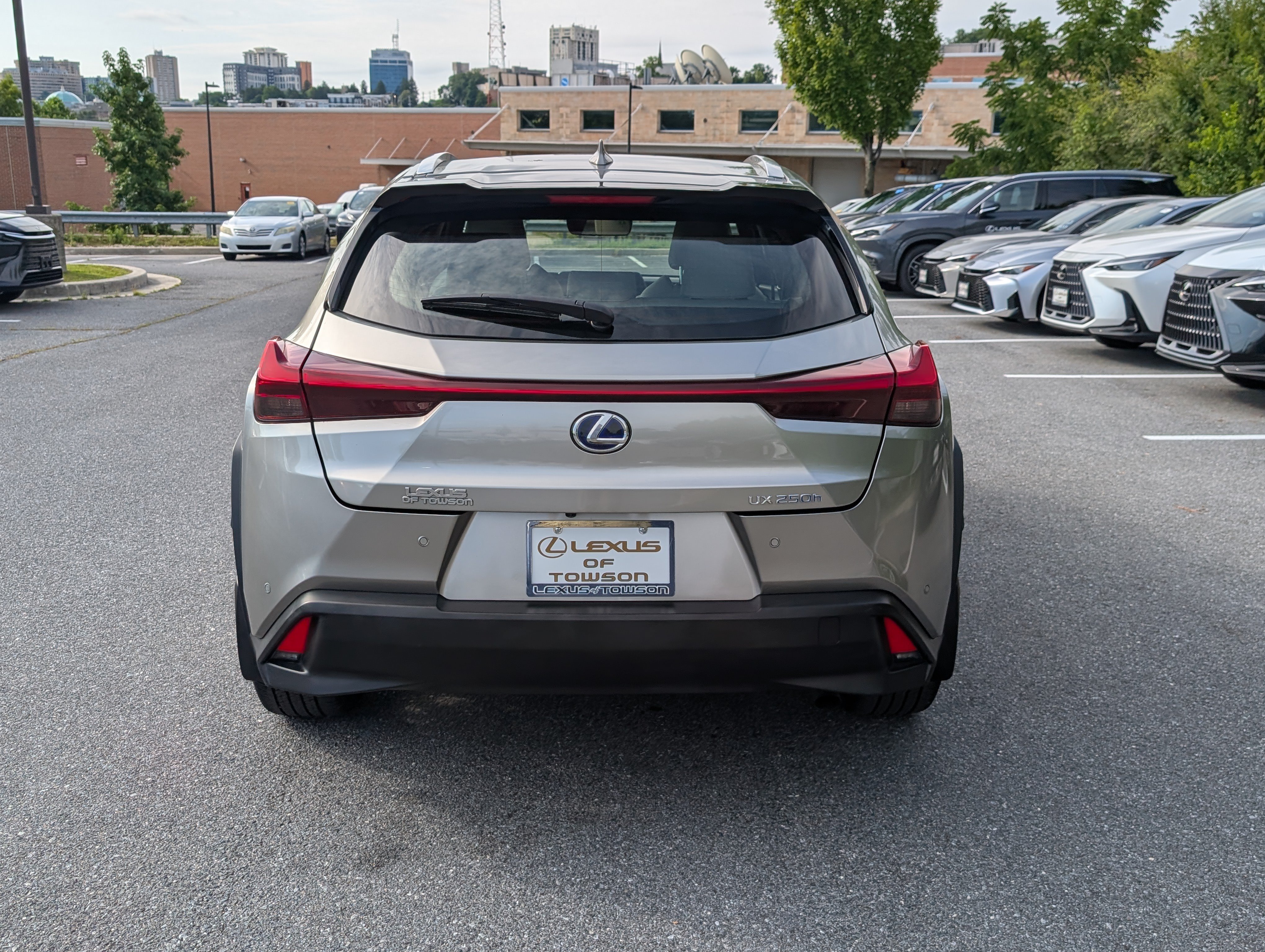 Used 2021 Lexus UX 250h w/ Premium Package AWD/4WD image 4