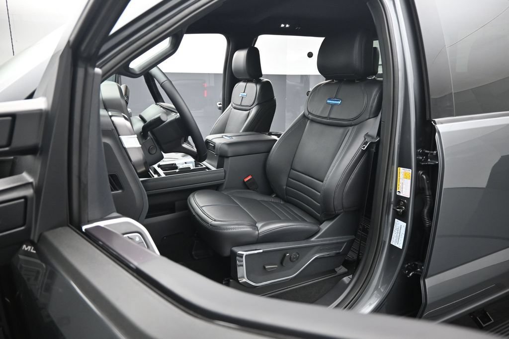 New 2026 Ford F350 Platinum AWD/4WD image 8