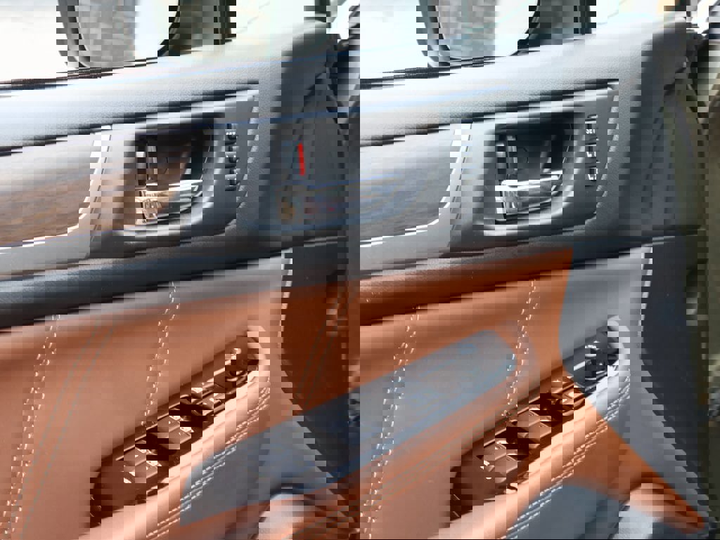 Used 2019 Subaru Outback 2.5i Touring image 23