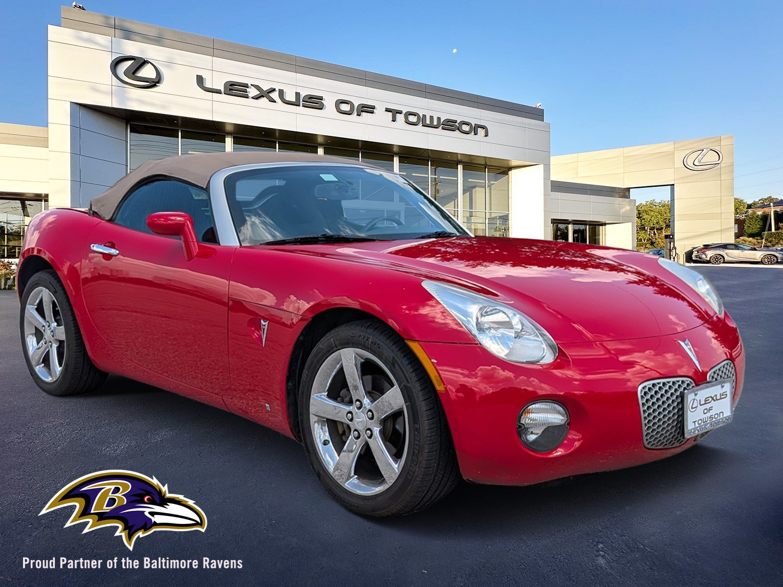 Used 2008 Pontiac Solstice Convertible w/ Preferred Package RWD image 1