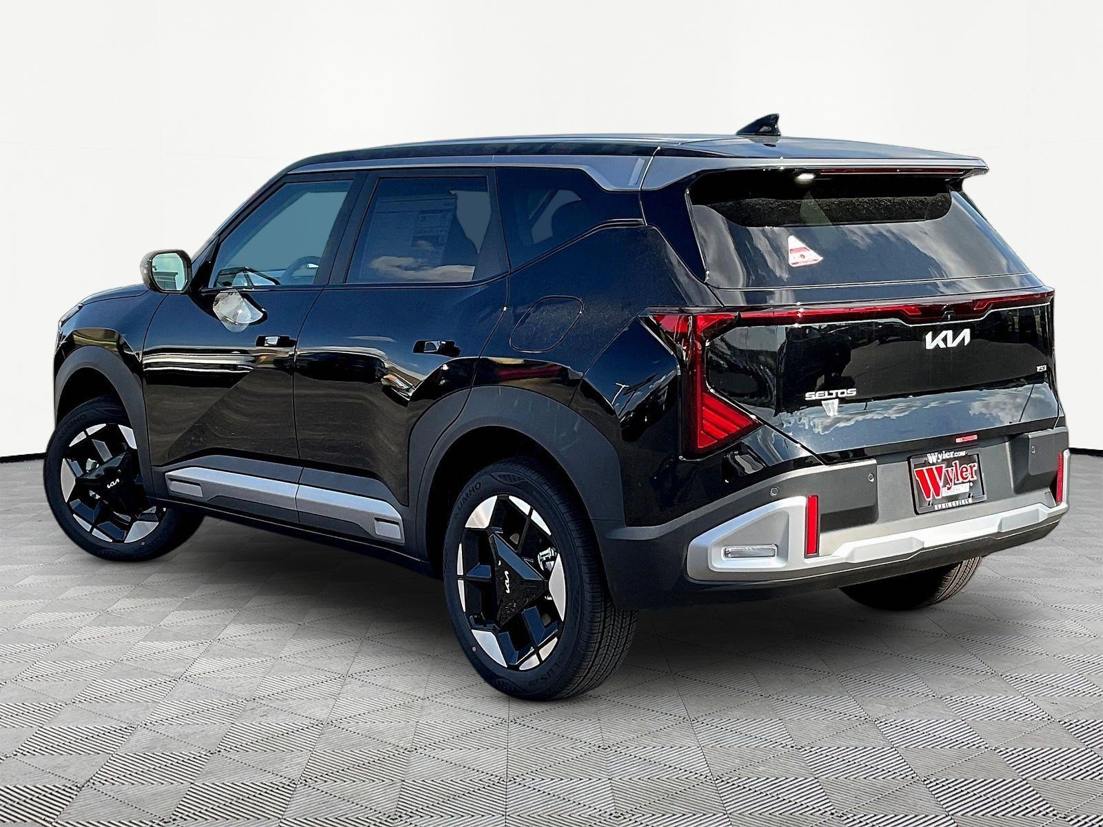 New 2027 Kia Seltos S AWD/4WD image 4