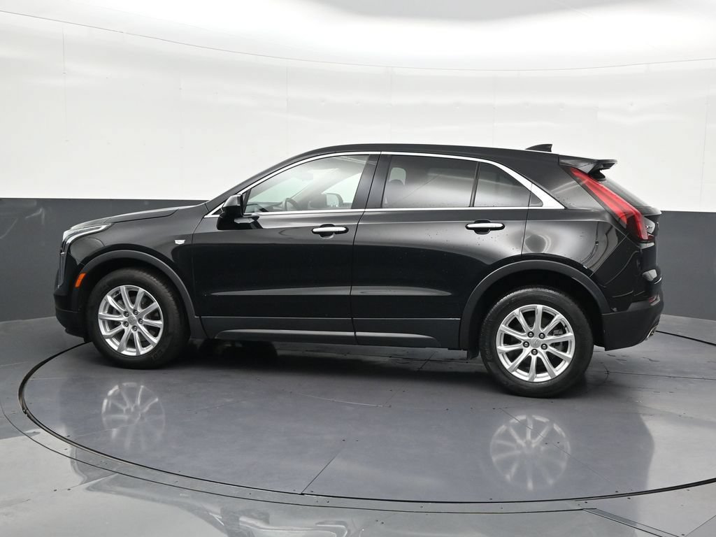 Used 2023 Cadillac XT4 Luxury FWD image 2