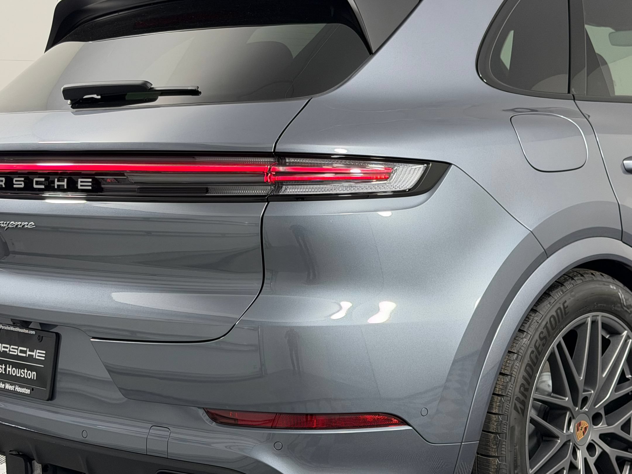 Certified 2026 Porsche Cayenne AWD/4WD image 13