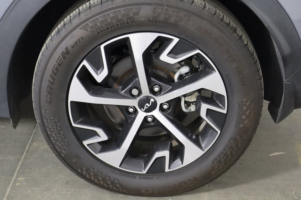 Used 2025 Kia Sportage EX FWD image 37