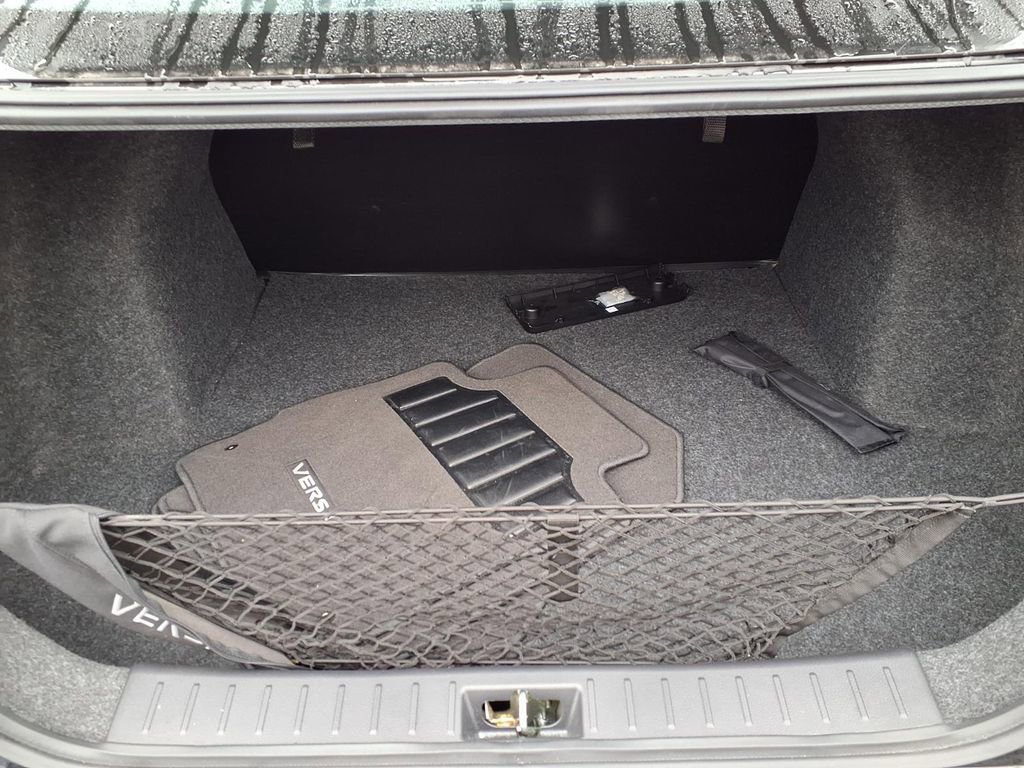 Used 2025 Nissan Versa S w/ Trunk Package image 26