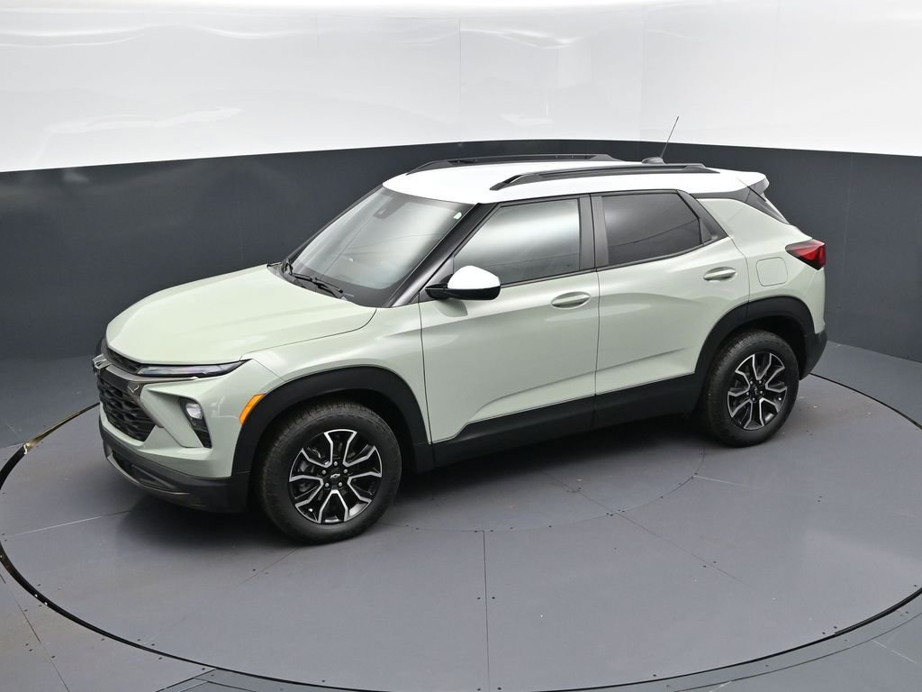 Used 2025 Chevrolet TrailBlazer ACTIV w/ Convenience Package image 32