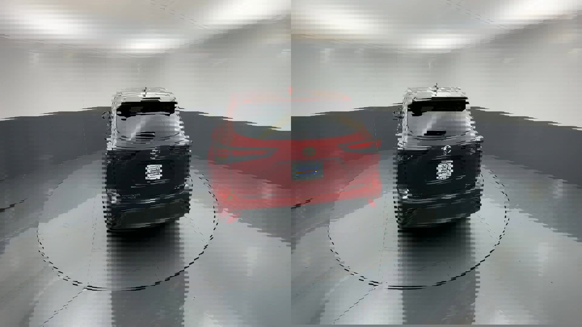 Used 2024 Toyota Highlander XLE image 39