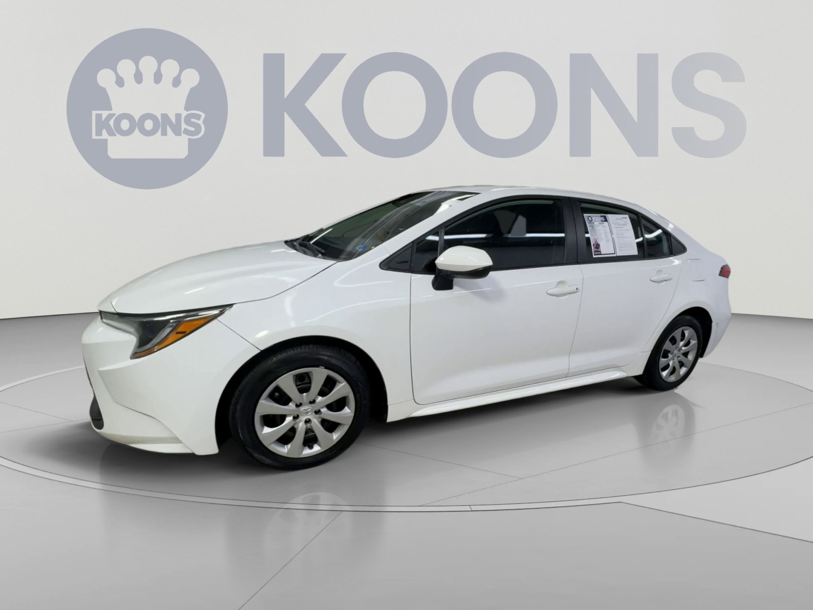 Used 2023 Toyota Corolla LE FWD image 5