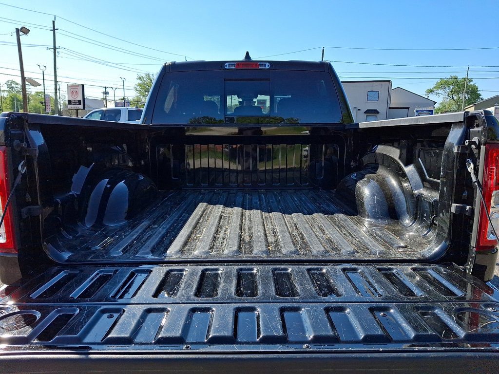 Used 2023 RAM 1500 Big Horn AWD/4WD image 17