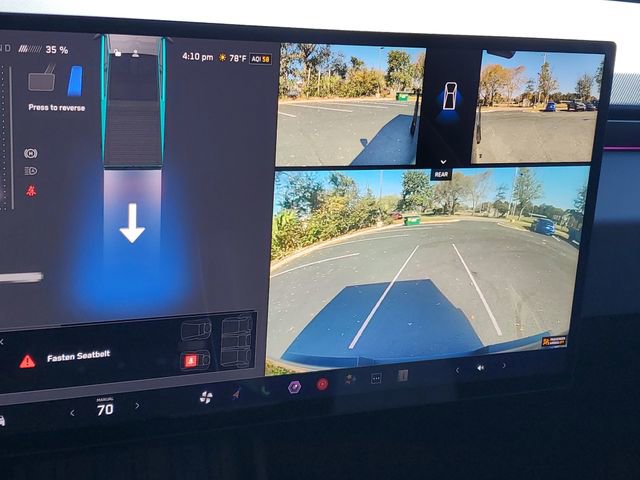 Used 2024 Tesla Cybertruck AWD Crew Cab image 16