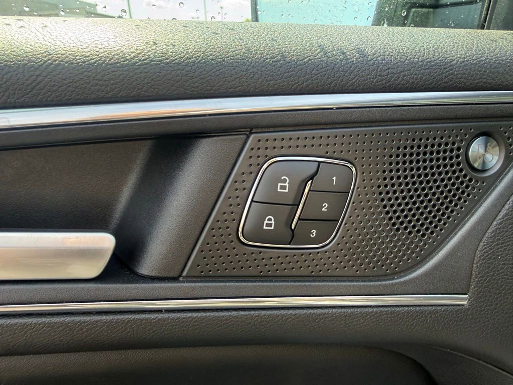 Used 2022 Ford Edge ST w/ Equipment Group 401A image 15