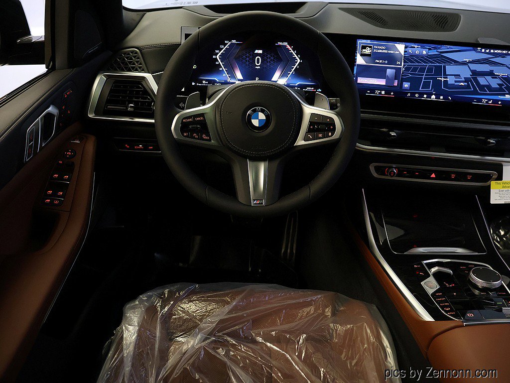 Used 2026 BMW X7 xDrive40i w/ M Sport Package image 16