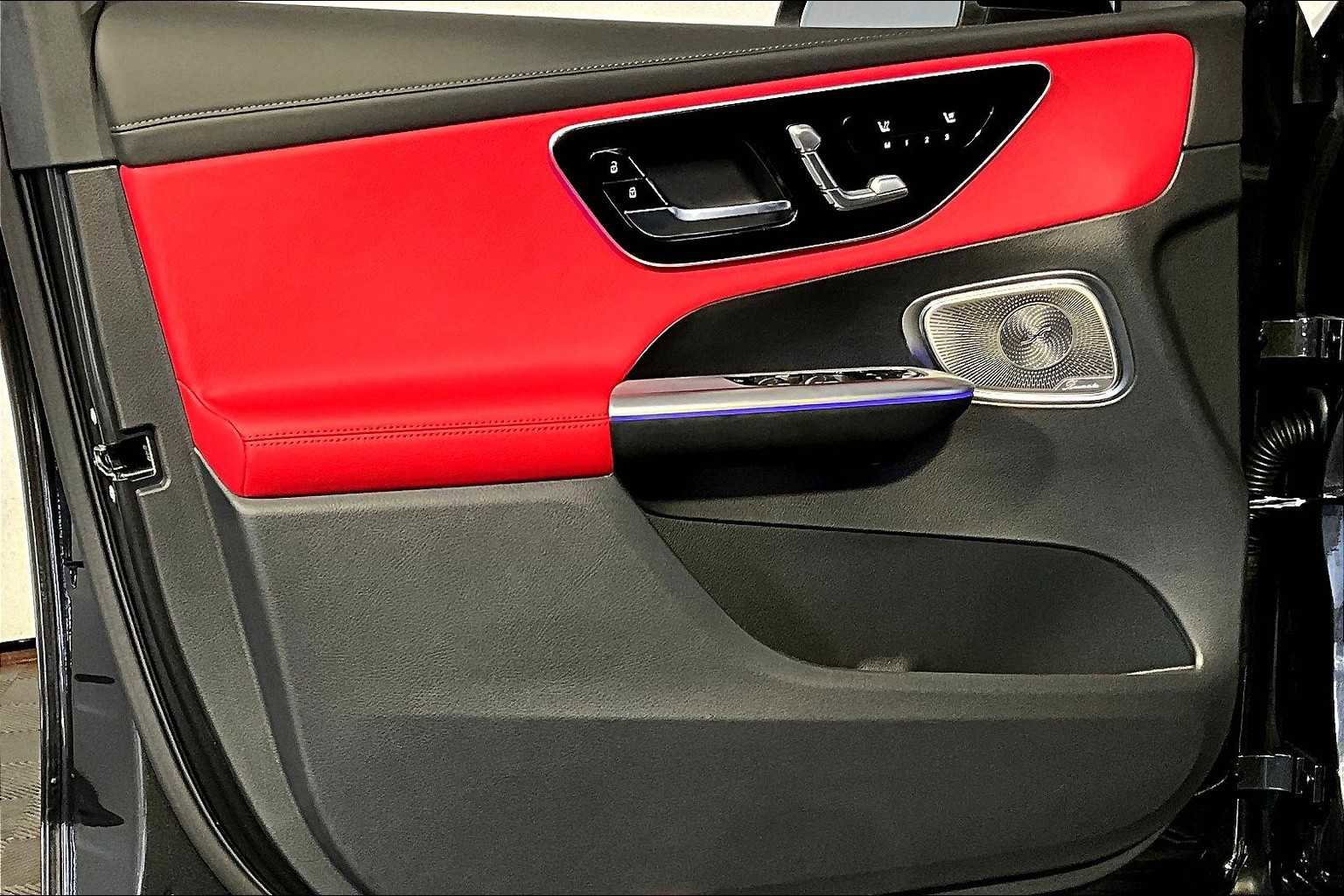 New 2026 Mercedes-Benz GLC 300 4MATIC image 11