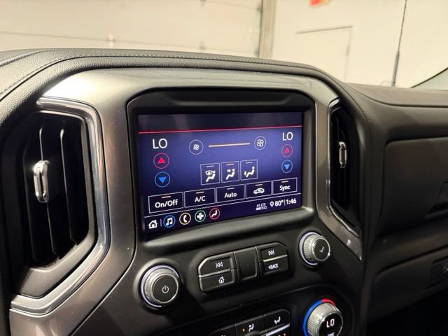 Used 2020 Chevrolet Silverado 2500 LTZ w/ LTZ Convenience Package AWD/4WD image 18