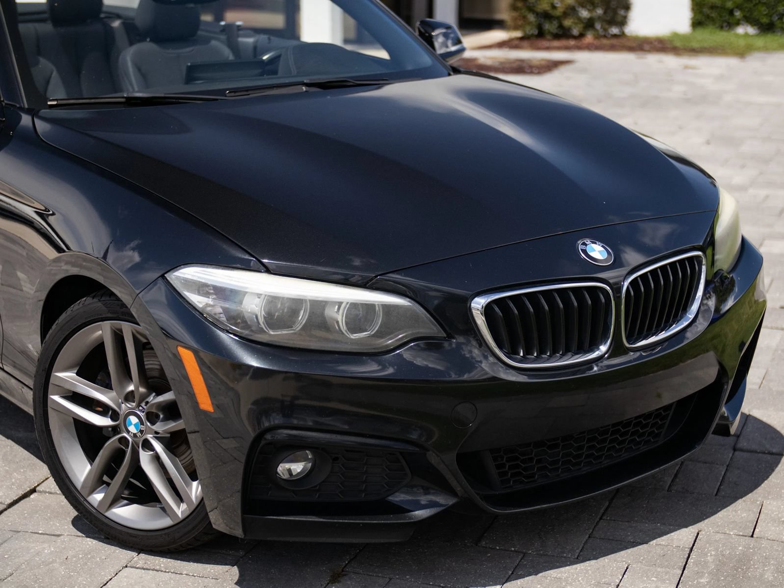Used 2018 BMW 230i Convertible RWD image 3